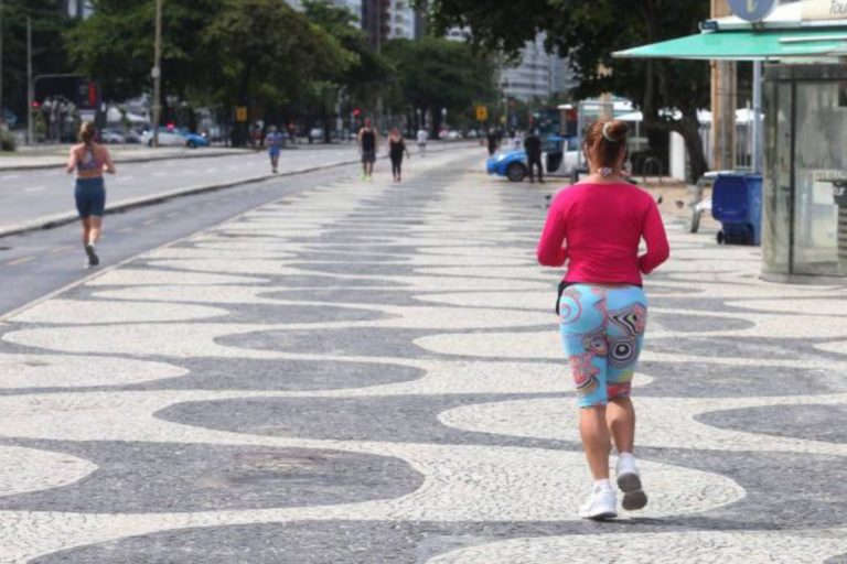 Copacabana é um dos melhores lugares para correr no Rio de Janeiro.